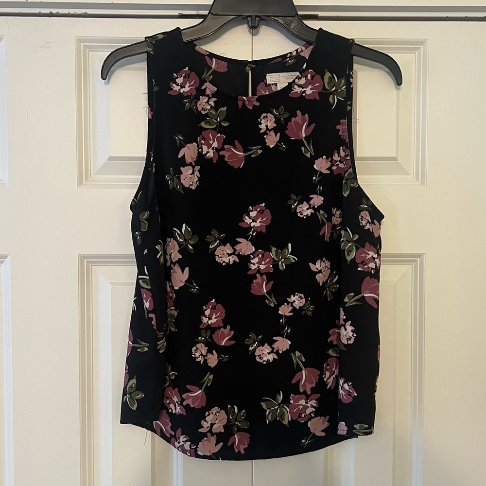 ⭐️ 14th & Union Black Pink Floral Sleeveless Tank Top